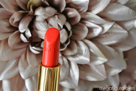 chanel insaisissable lipstick reviews